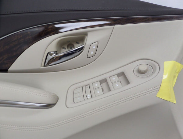 90804786 Driver Side Door Panel Interior Trim Neutral 2014-2016 Buick LaCrosse