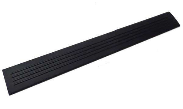 Front Sill Plates Right Side Jet Black 2010 Chevrolet Silverado Sierra 1500 2500