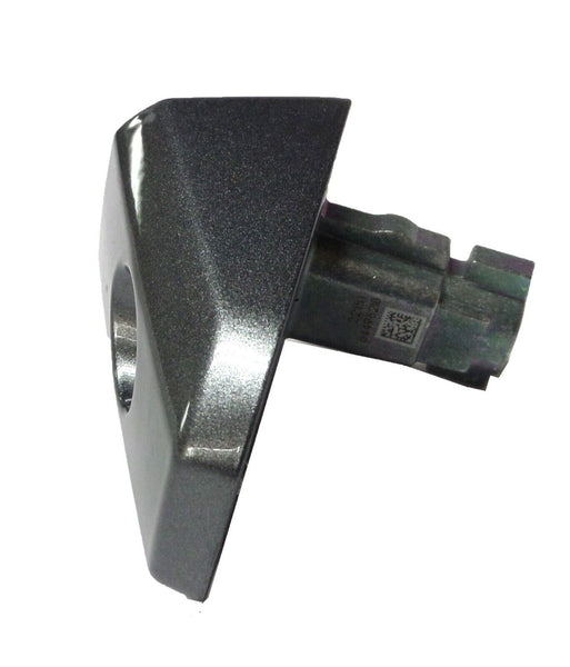 84496218 Front Silver Door Handle End Bezel 2021 Chevrolet Silverado GMC Sierra