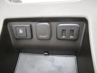 OEM Dark Ash Gray Front Floor Console Heat Cooled Seats USB Suburban Tahoe Yukon