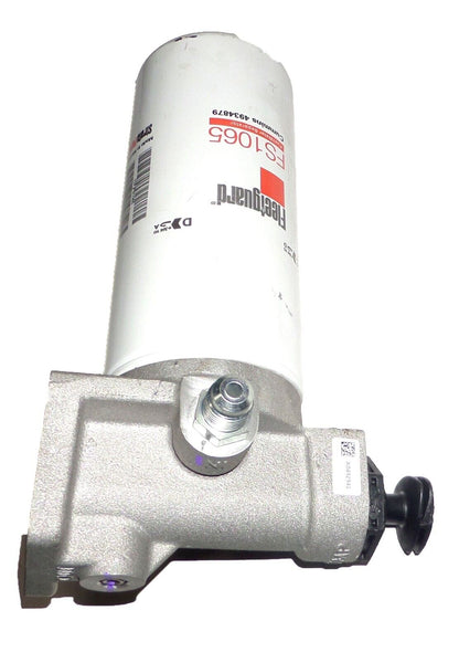 4942666 New Oil Filter Fleetguard for Cummins 3956687 FS1065 4934879 3980496